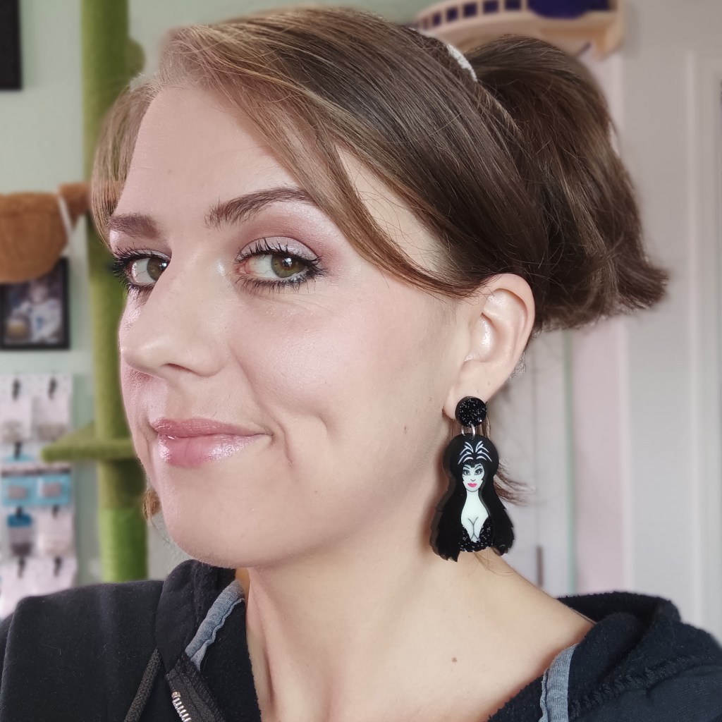 Mistress of the night Elvira Halloween Queen Big Statement costume dangle stud earrings 2